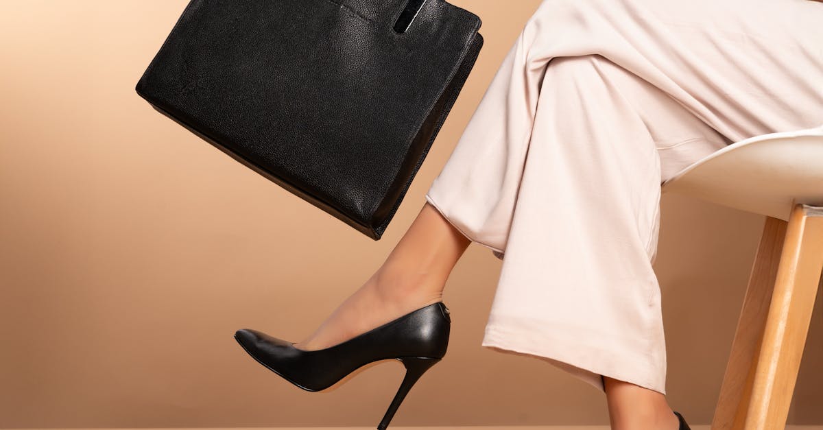 Historical Evolution of Warehouse Management Techniques