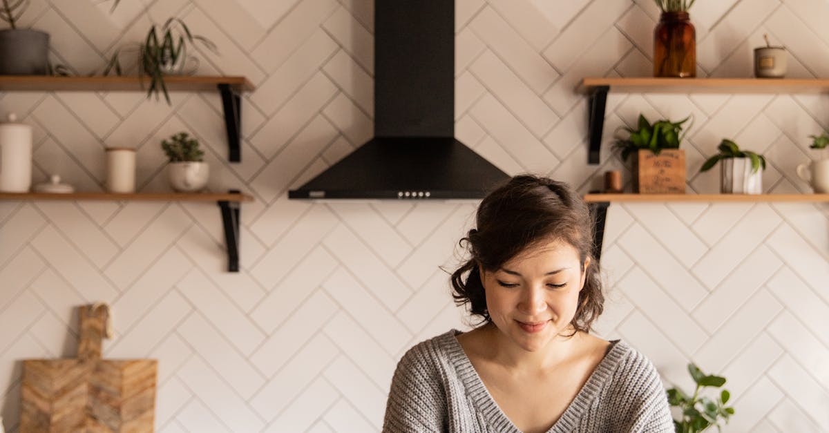 History of Order Tracking in E-commerce